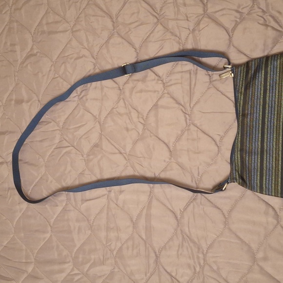 Gorgeous Baggalini Crossbody Bag.  Great for summer travel! - Picture 5 of 11